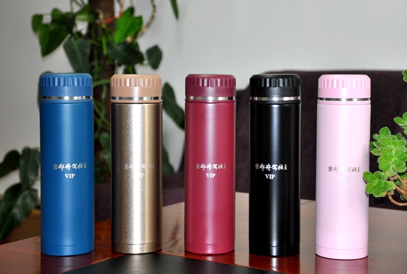 1535945550606532.jpg 1535945550606532.jpg